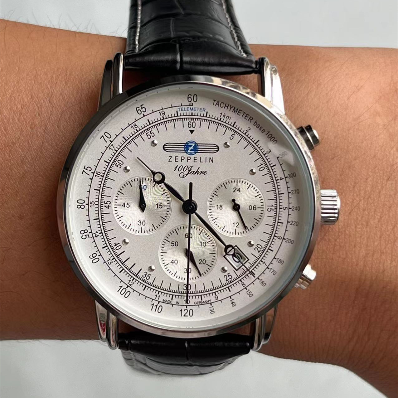 Nouvelle montre à quartz pour  - Smartwatch Touch avis et prix